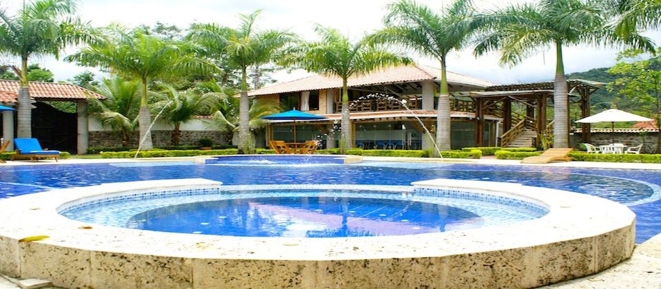 HOTEL CAMPESTRE FAMILIAR EN VILLAVICENCIO - Foto 1