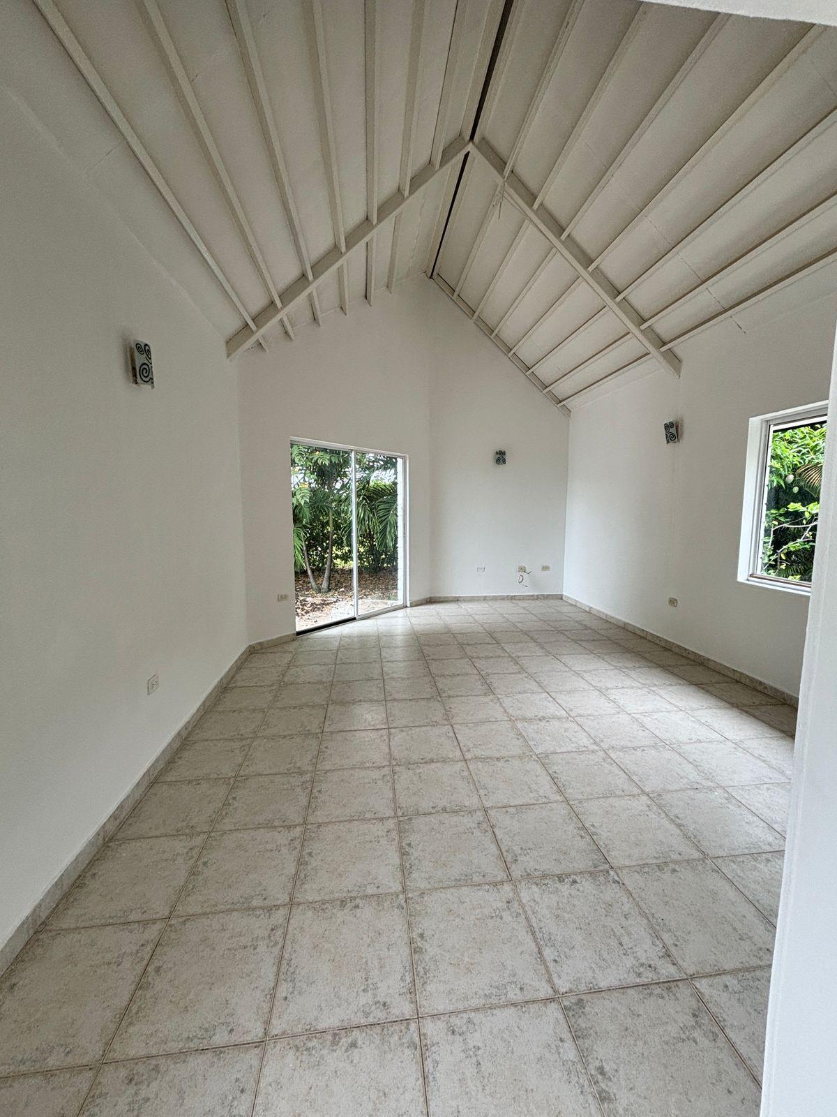 CASA EN RICAURTE  - CONDOMINIO CAMINOS DEL PEÑON - Foto 3