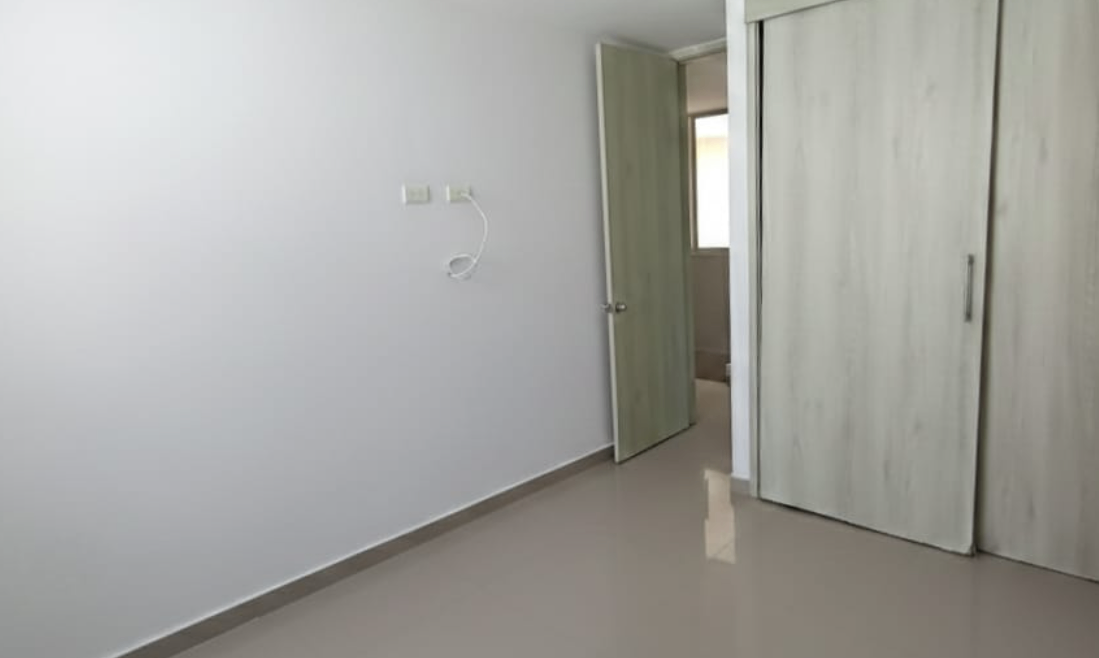 CASA 21 EN BARRANQUILLA - CIUDAD JARDIN - Foto 5