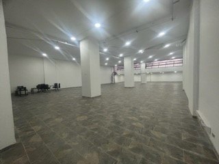 LOCAL EN BOGOTÁ - EDIFICIO SEPTIMA - CENTRO - Foto 2