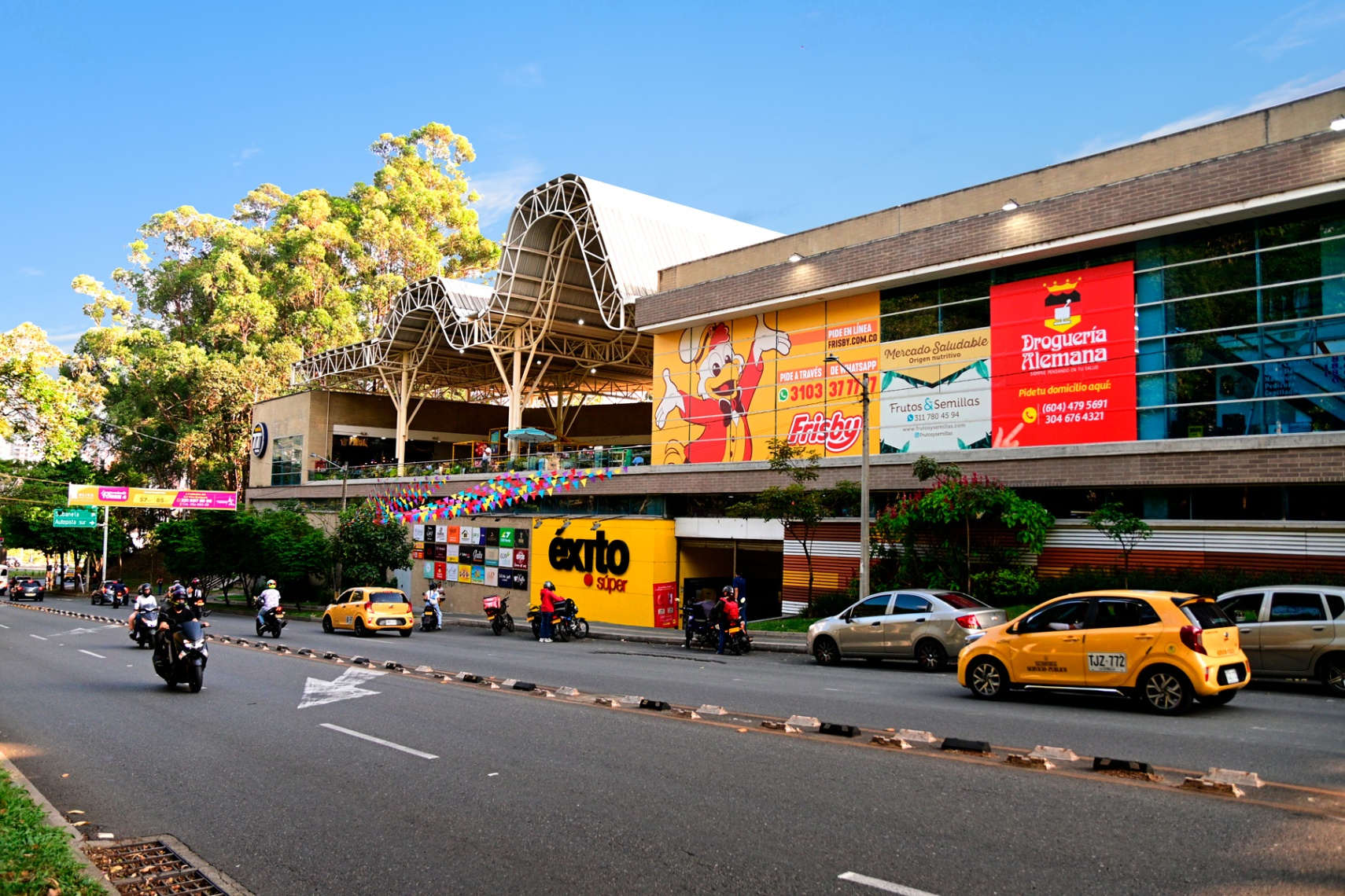 LOCAL 122 EN LA ESTRELLA - MALL COMERCIAL PLAZA 77 PH - Foto 1