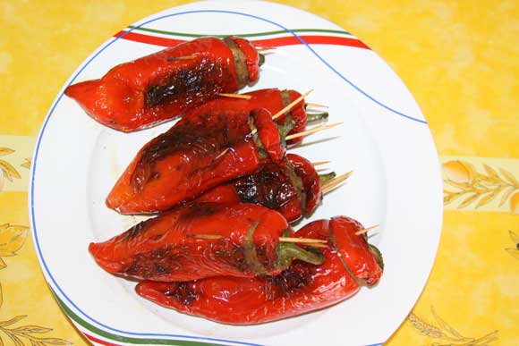 Einfaches Rezept für Gefüllte Paprika mit Kartoffeln