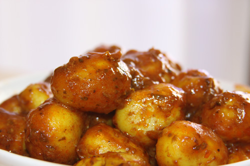 Tomater Dum Aloo - Kanarische Kartoffeln im indischen Stil