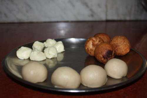 Rezept für Süße Bällchen gefüllt mit frischem Käse