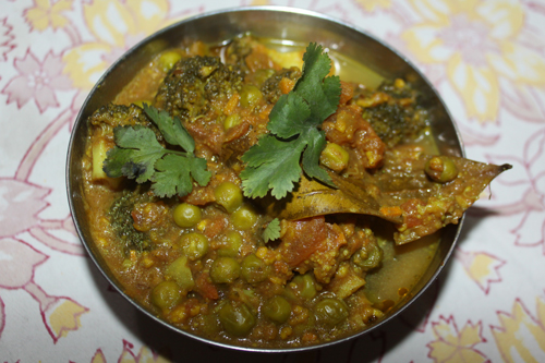 Broccoli Matar - A quick and easy Recipe for Broccoli with Green Peas