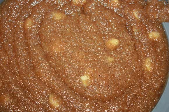 Suji ka Halwa Rezept - Süßes Grießgericht - Indische Desserts