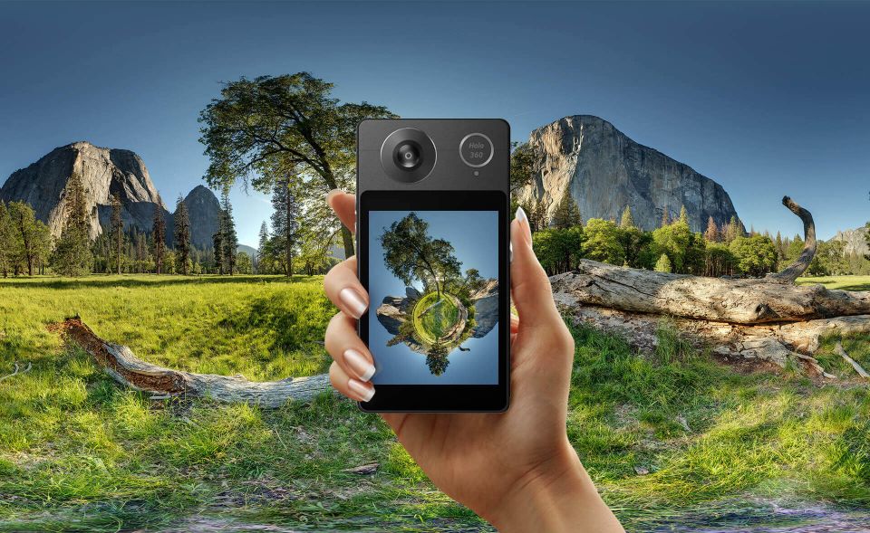 Vyzkoušeli jsme Acer Holo 360, se kterým jsou panoramata a 360stupňové fotky hračka