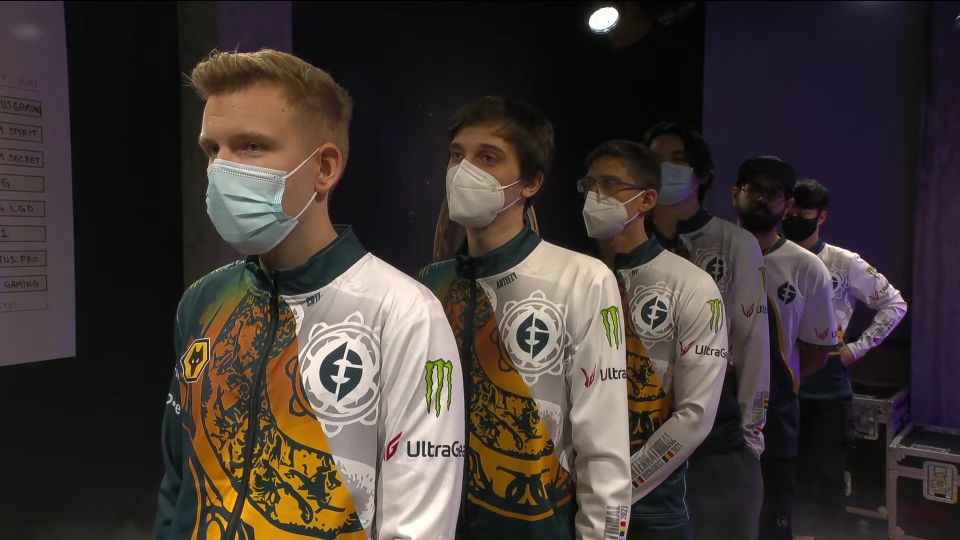 Favorité Evil Geniuses na The International 10 končí