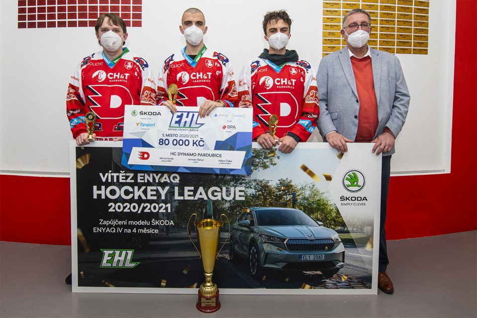 Hraj virtuální hokej za extraligový klub, registruj se do ENYAQ Hockey League ve hře NHL 22