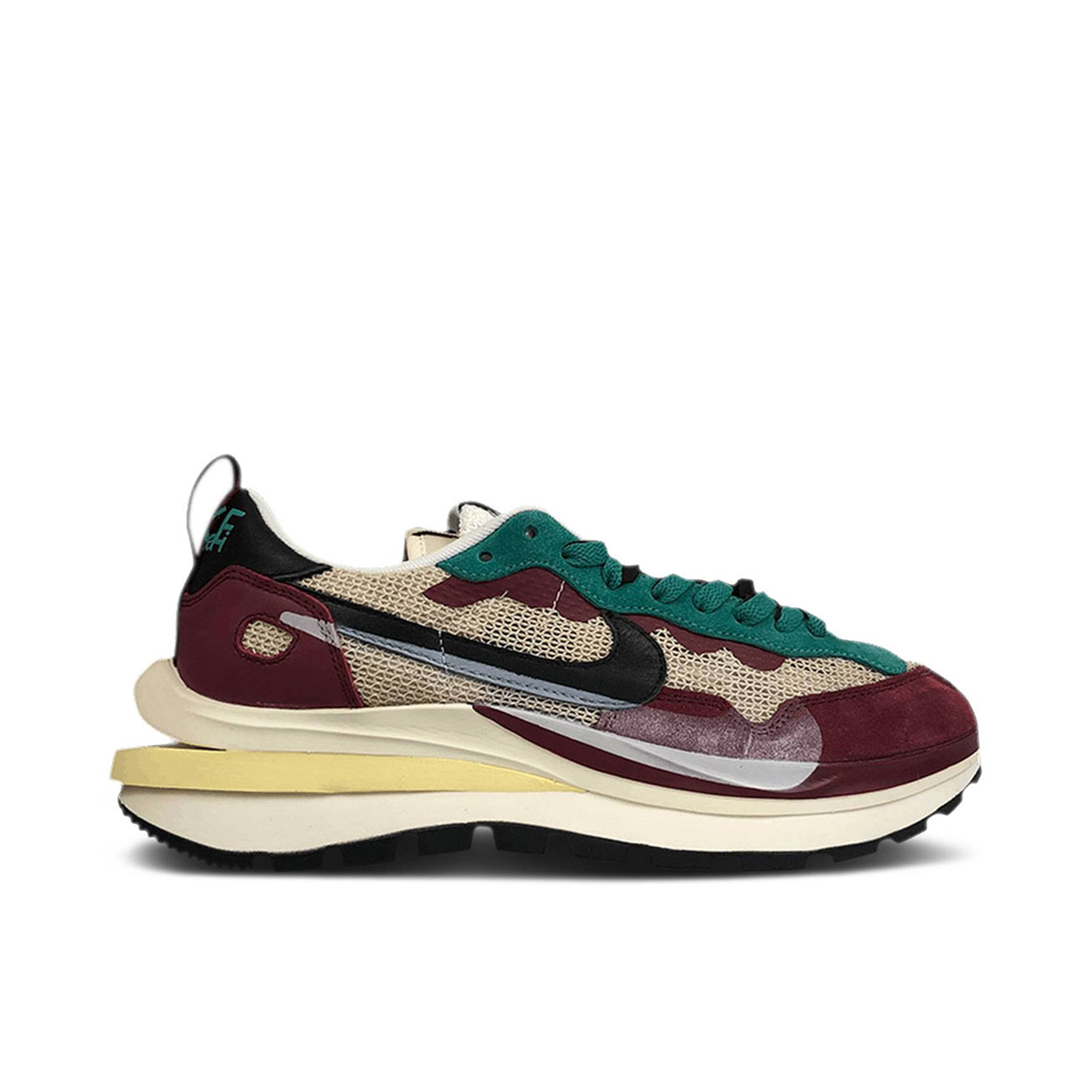 Sacai x Nike Vaporwaffle Red Green