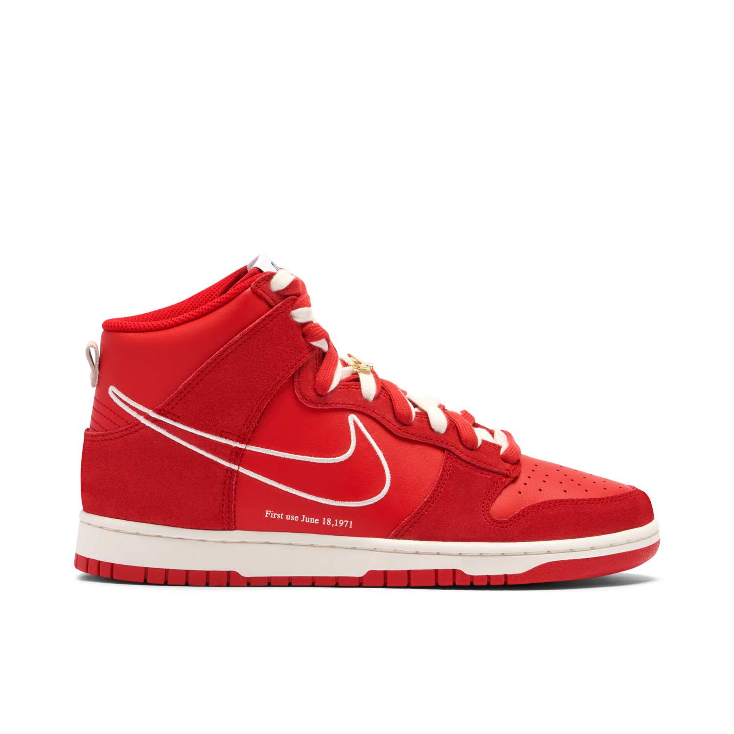 Nike Dunk High SE First Use Pack University Red