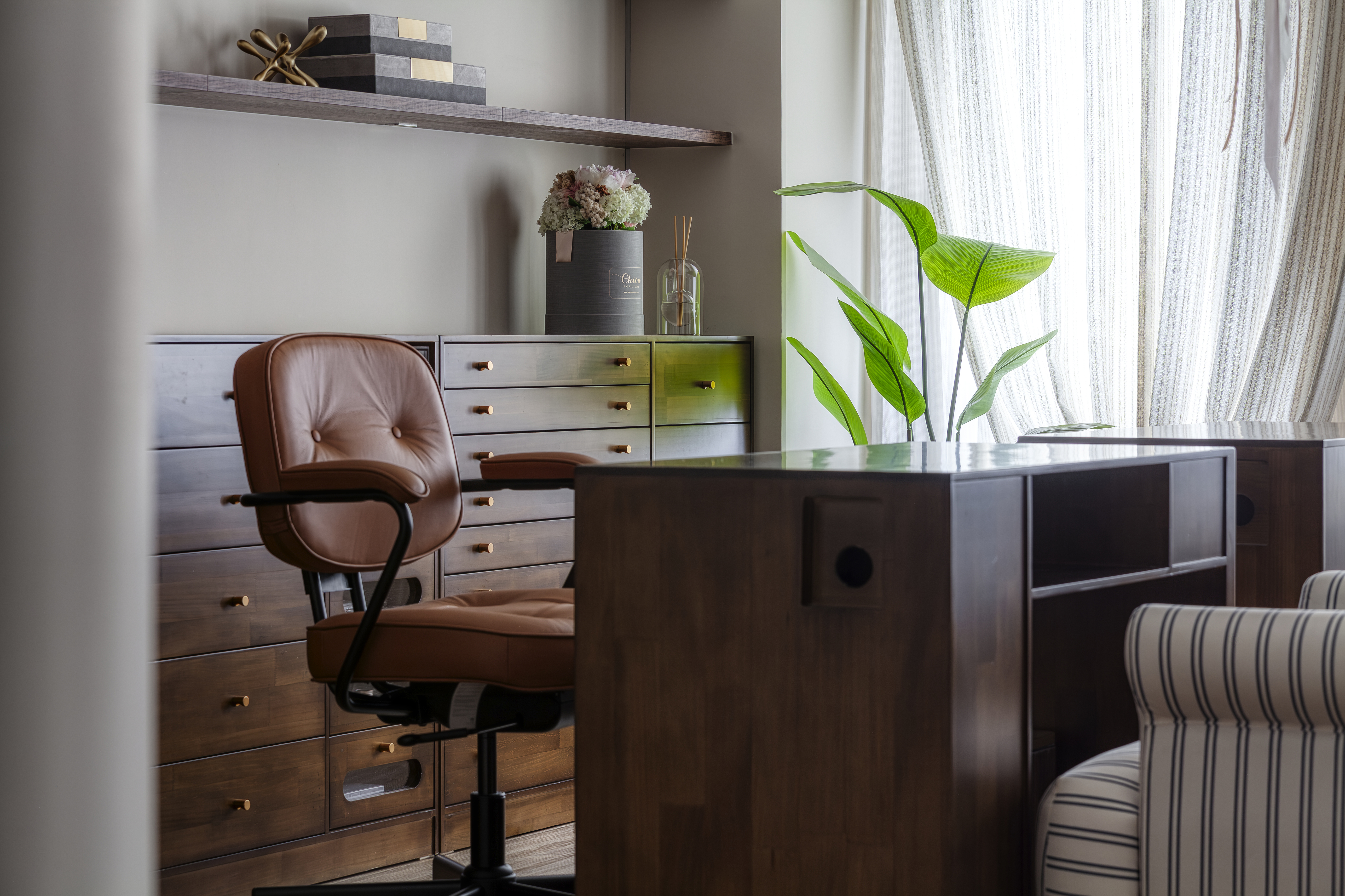 Options Nail Studio