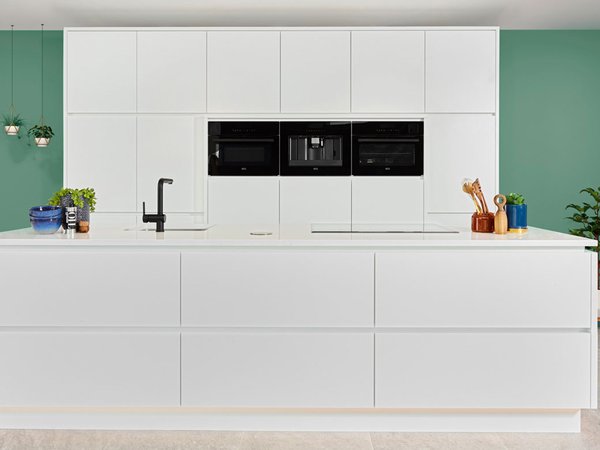 Strakke witte keuken - Model Design