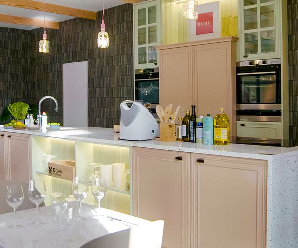 Mijn Keuken Mijn Restaurant Mira en Anne-Sophie Mijn Keuken Mijn Restaurant Mira en Anne-Sophie