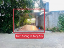 Bán gấp lô đất có DT 104m2 full thổ cư sẵn nhà cấp 4 cho thuê ngay sau KCN LS