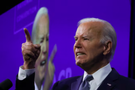 Bầu cử tổng thống Mỹ: Ông Biden cân nhắc dừng tranh cử, ông Trump chuẩn bị cho khoảnh khắc trọng đại