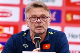 HLV Troussier nói bóng đá Việt Nam khác Brazil - Nhật Bản như thế nào?