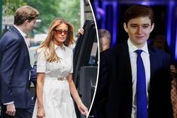 17 tuổi, 'cậu út' Barron Trump đã có thói quen luôn mặc suit khi ra ngoài