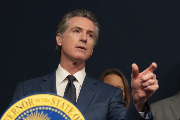 Công nhân California sẽ được nghỉ ốm năm ngày thay vì ba ngày theo luật do Thống đốc Newsom ký