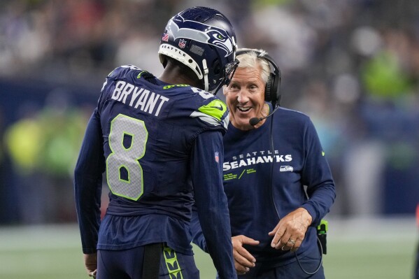 Bị suy yếu do thay đổi đội hình, đội Rams đối đầu với Seahawks và tham vọng đá playoff của họ