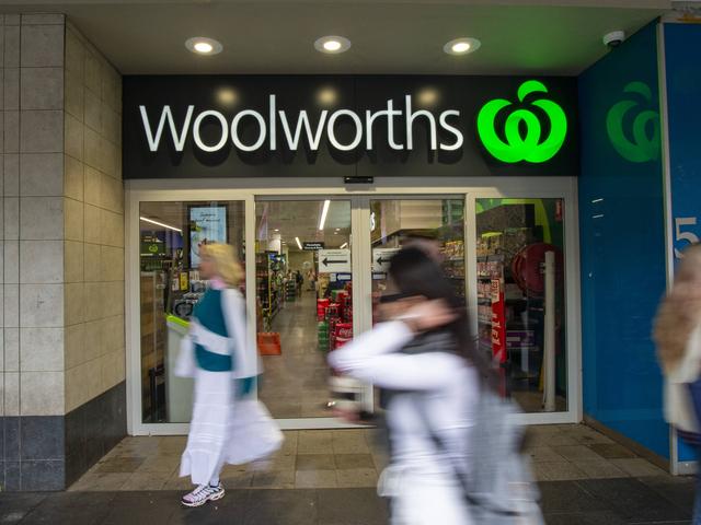 Woolies bị đánh đập vì món đồ Giáng sinh trị giá 80 đô la