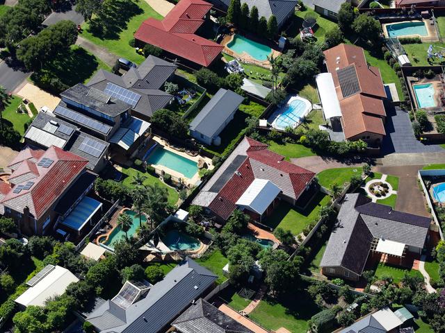 Aussie house prices hit new high