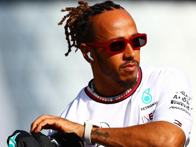 Hamilton dỡ bỏ hành động F1 'không thể chấp nhận được'