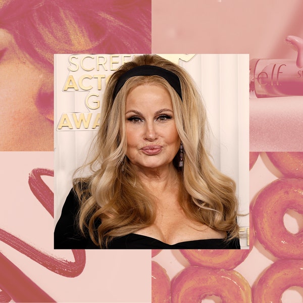 Nếu mọi cách khác đều thất bại, Jennifer Coolidge có một sự nghiệp đầy hứa hẹn với tư cách là một nghệ sĩ trang điểm