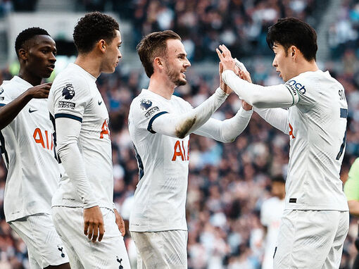 Son Heung-min cùng Tottenham tiếp đà thăng hoa