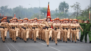 Ghi ở thao trường huấn luyện diễu binh