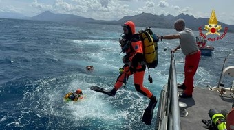 Toàn cảnh vụ chìm siêu du thuyền ngoài khơi Italy