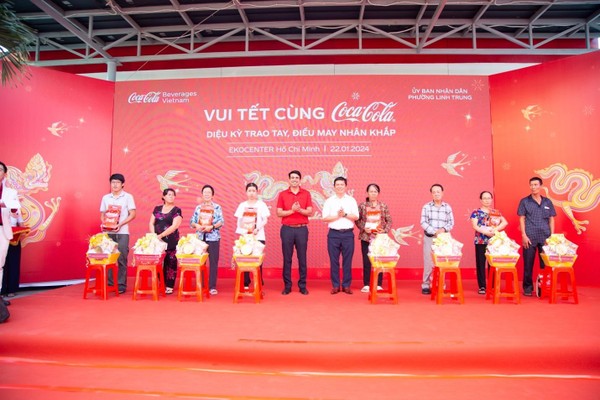 Coca-Cola Việt Nam mang Tết diệu kỳ đến hàng nghìn hoàn cảnh khó khăn