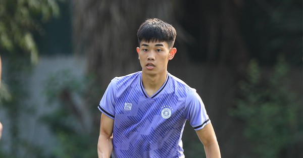 Tiền đạo Đình Bắc bị Hà Nội FC trả về Quảng Nam chỉ sau 4 ngày