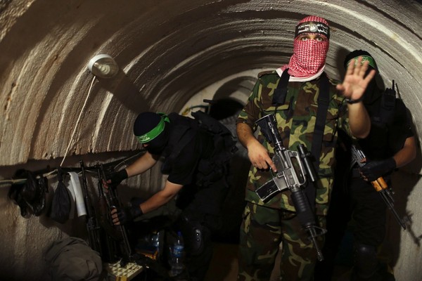 Truyền thông Mỹ: Israel bơm nước biển vào địa đạo của Hamas