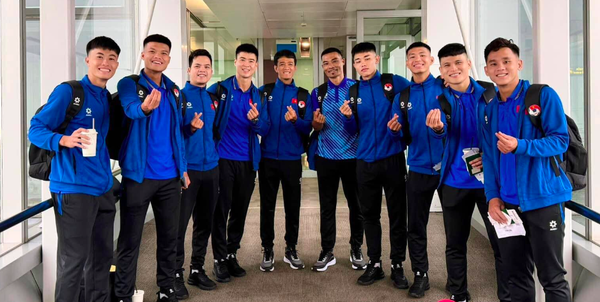 Tuyển Việt Nam có chiều cao thấp nhất, nhưng trẻ thứ nhì tại Asian Cup