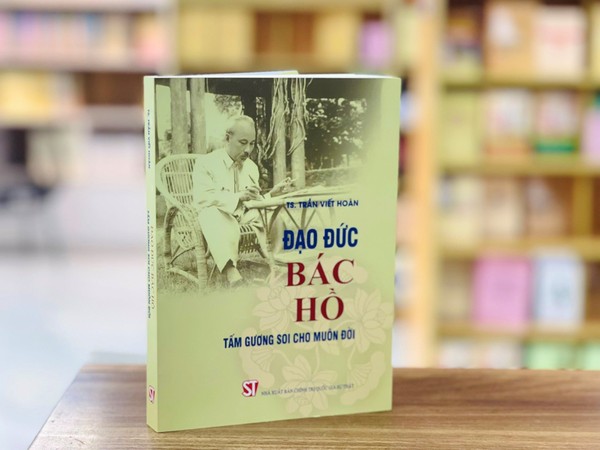 Xuất bản 2 cuốn sách về Chủ tịch Hồ Chí Minh