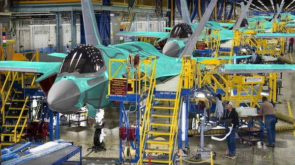 Quá nhiều đơn đặt hàng tiêm kích F-35 sẽ gây phản tác dụng