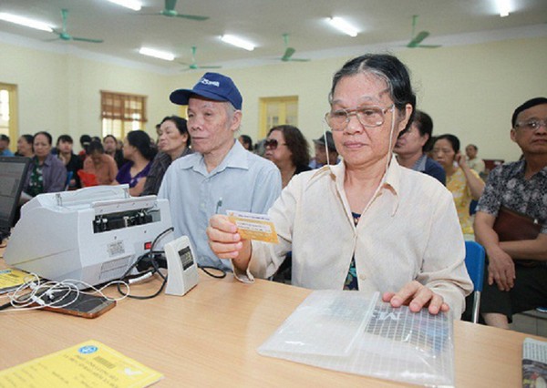 Đóng bảo hiểm xã hội bao lâu thì được hưởng lương hưu?