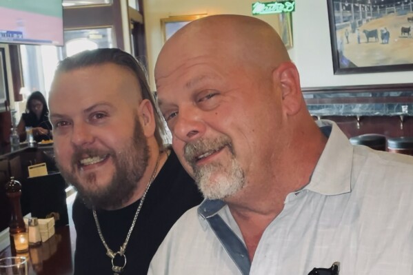 Adam Harrison, con trai của ngôi sao ‘Pawn Stars’ Rick Harrison, đã qua đời ở Las Vegas ở tuổi 39