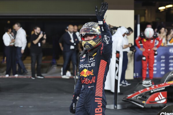 Nhà vô địch F1 Verstappen giành vị trí pole tại Abu Dhabi GP cuối mùa