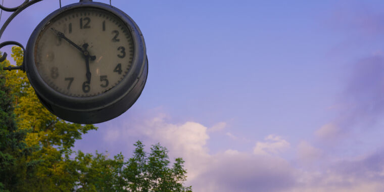 The science behind why people hate Daylight Saving Time so much