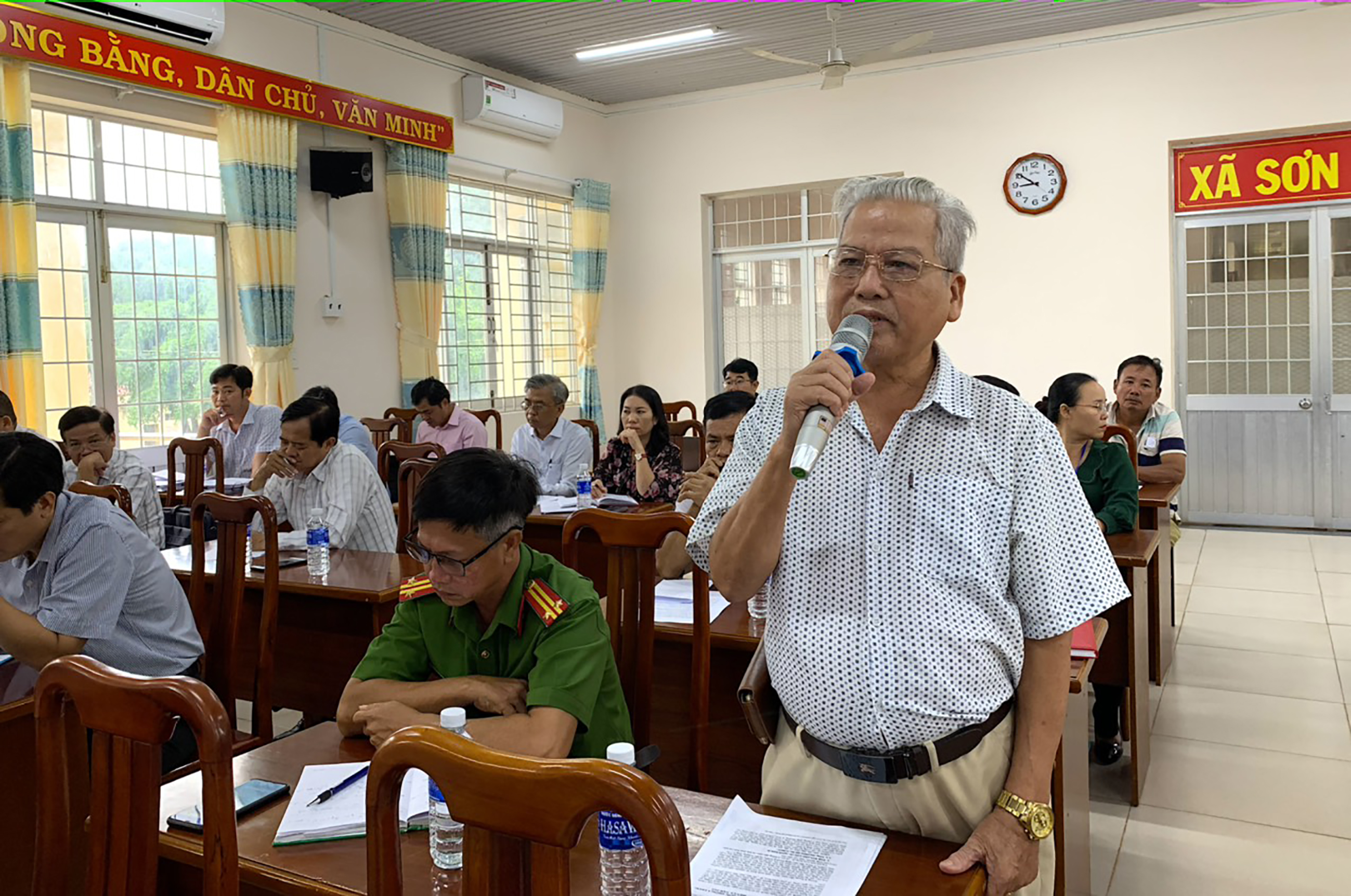 Cần giám sát chất lượng đường giao thông nông thôn