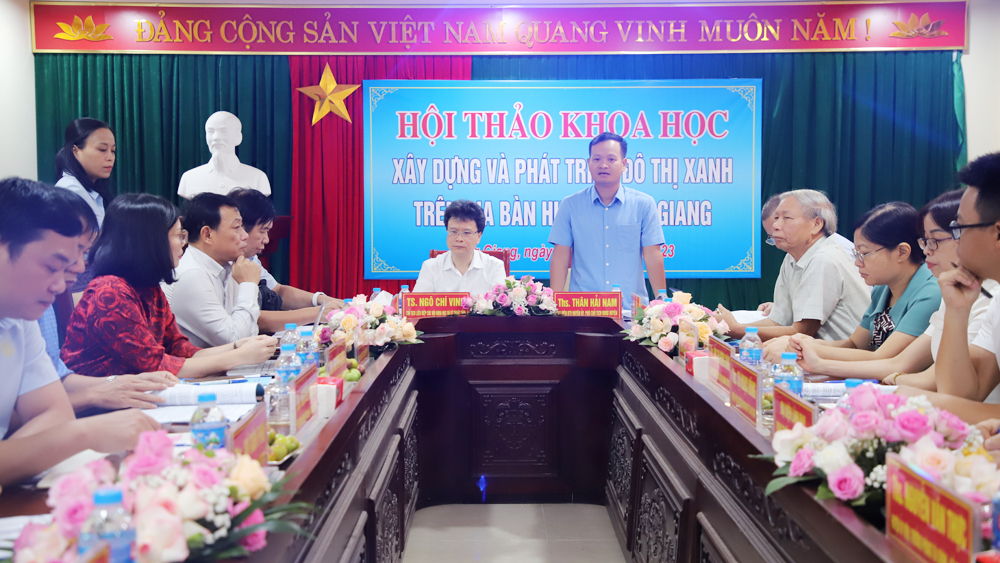 Hội thảo khoa học xây dựng và phát triển đô thị xanh trên địa bàn huyện Lạng Giang