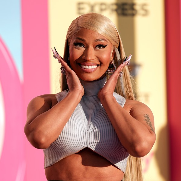 Nicki Minaj ném bóng râm tại Diad Off Atlantic Sales workes: ‘ NHỮNG con chiên đang chào đời ’