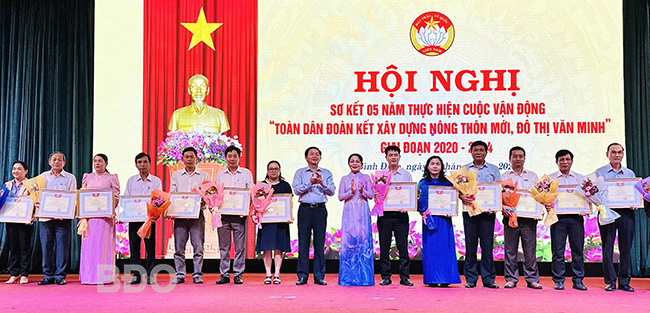 Sơ kết 5 năm thực hiện Cuộc vận động “Toàn dân đoàn kết xây dựng nông thôn mới, đô thị văn minh”