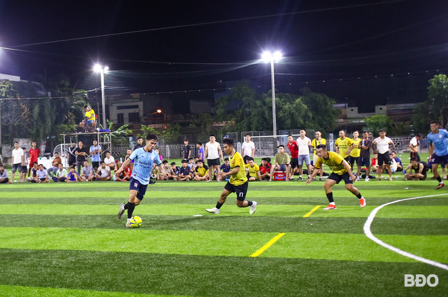 Giải vô địch bóng đá mini 5 người tranh Cup Hà Thanh: Đội FC Kimochi vô địch