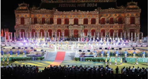 Hue Int’l Arts Festival Week draws over 100,000 visitors