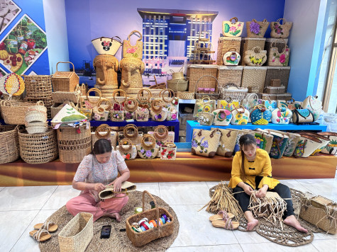 To bring Binh Duong's characteristic products to the market