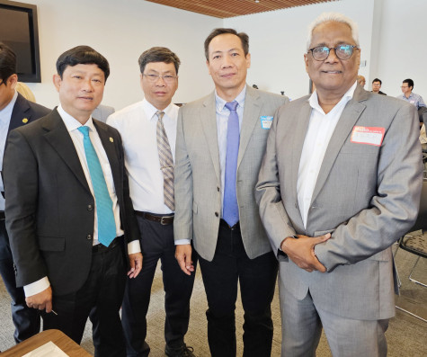 Promote cooperation and investment between Binh Duong and Ontario (Canada) 