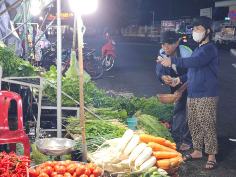 Workers' market - A colorful picture